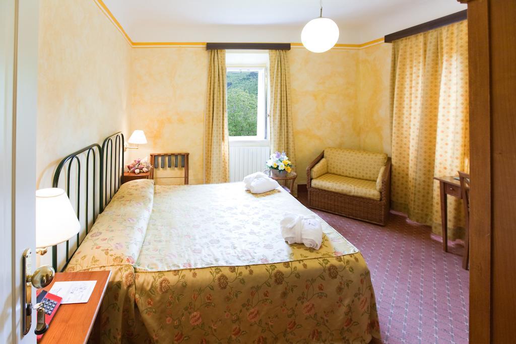 Terme San Filippo & Spa Castiglione d'Orcia Phòng bức ảnh