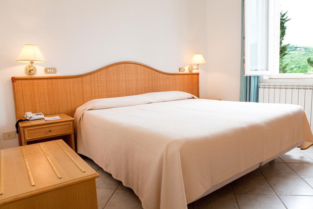 Terme San Filippo & Spa Castiglione d'Orcia Phòng bức ảnh